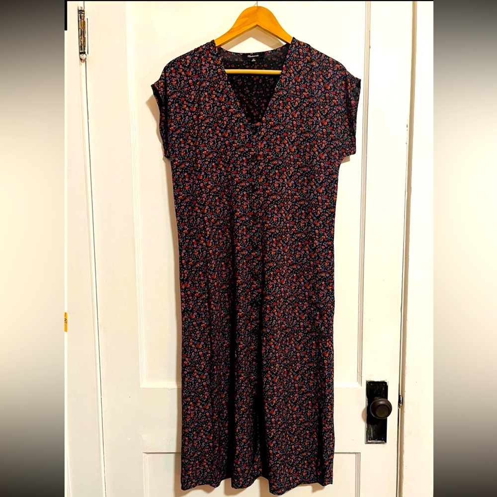 Easy Midi Dress in Fieldwalk Floral Size XS